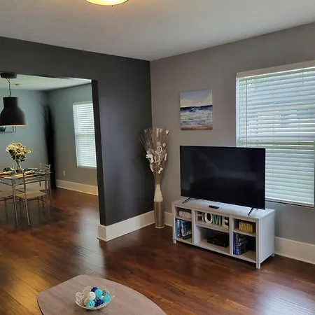 Chic 2 Bd 5 Min To Downtown & Iu Methodist Villa